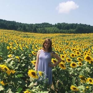 Meet your Posher, Lauren